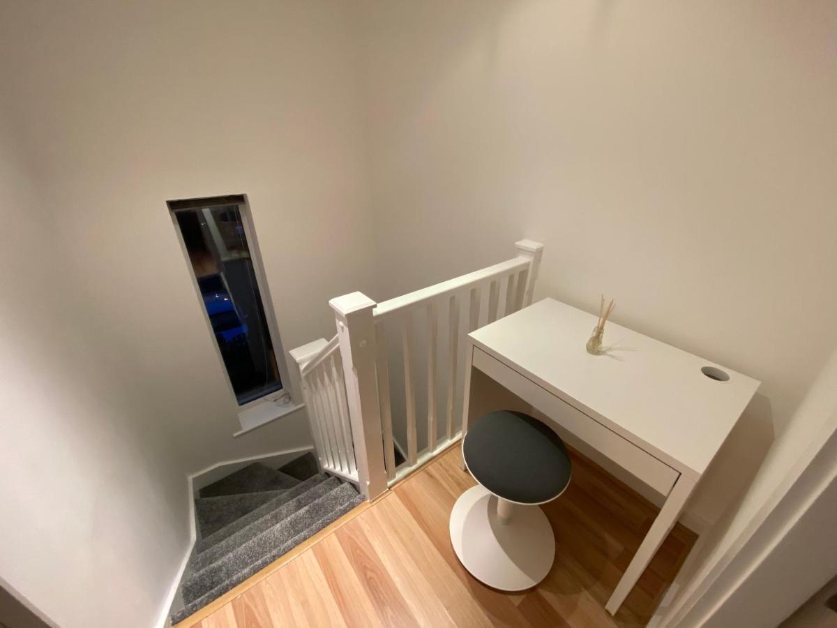 Large 5-Bed City Centre Townhouse With Secure Parking 맨체스터 외부 사진